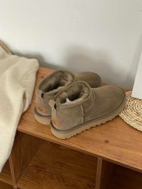 Picture of UGG Shoes Women _SKUfw150955753fw